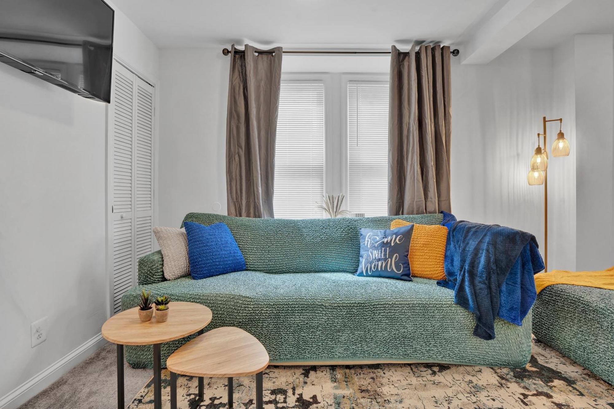 Apartment Renovated 1br In Germantown *