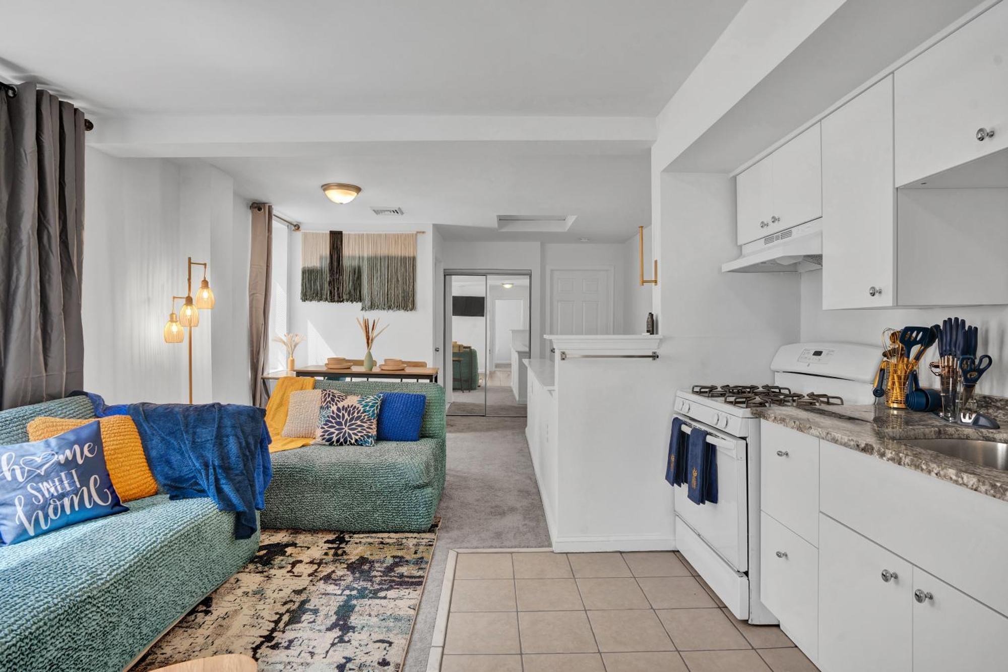 Apartment Renovated 1br In Germantown